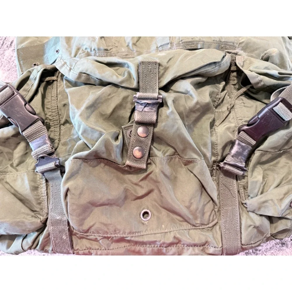 N/A authentic olive